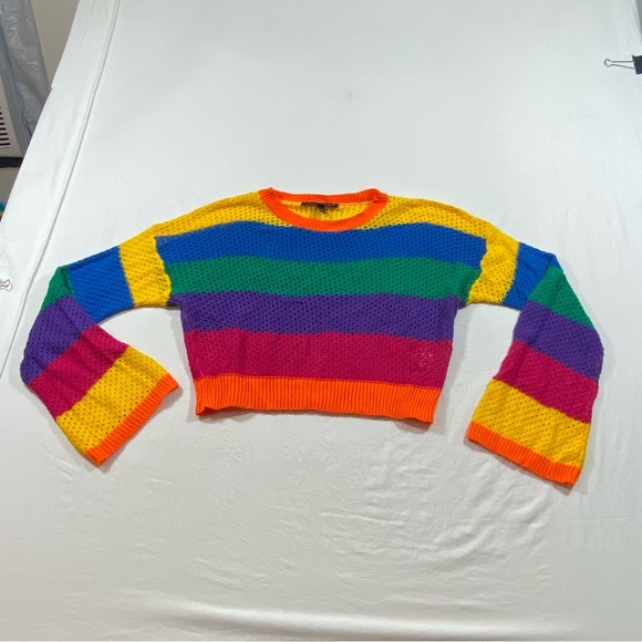 Derek Heart Sweaters - Derek Heart rainbow Sweater Top Women’s Medium wide cuffs cropped  top